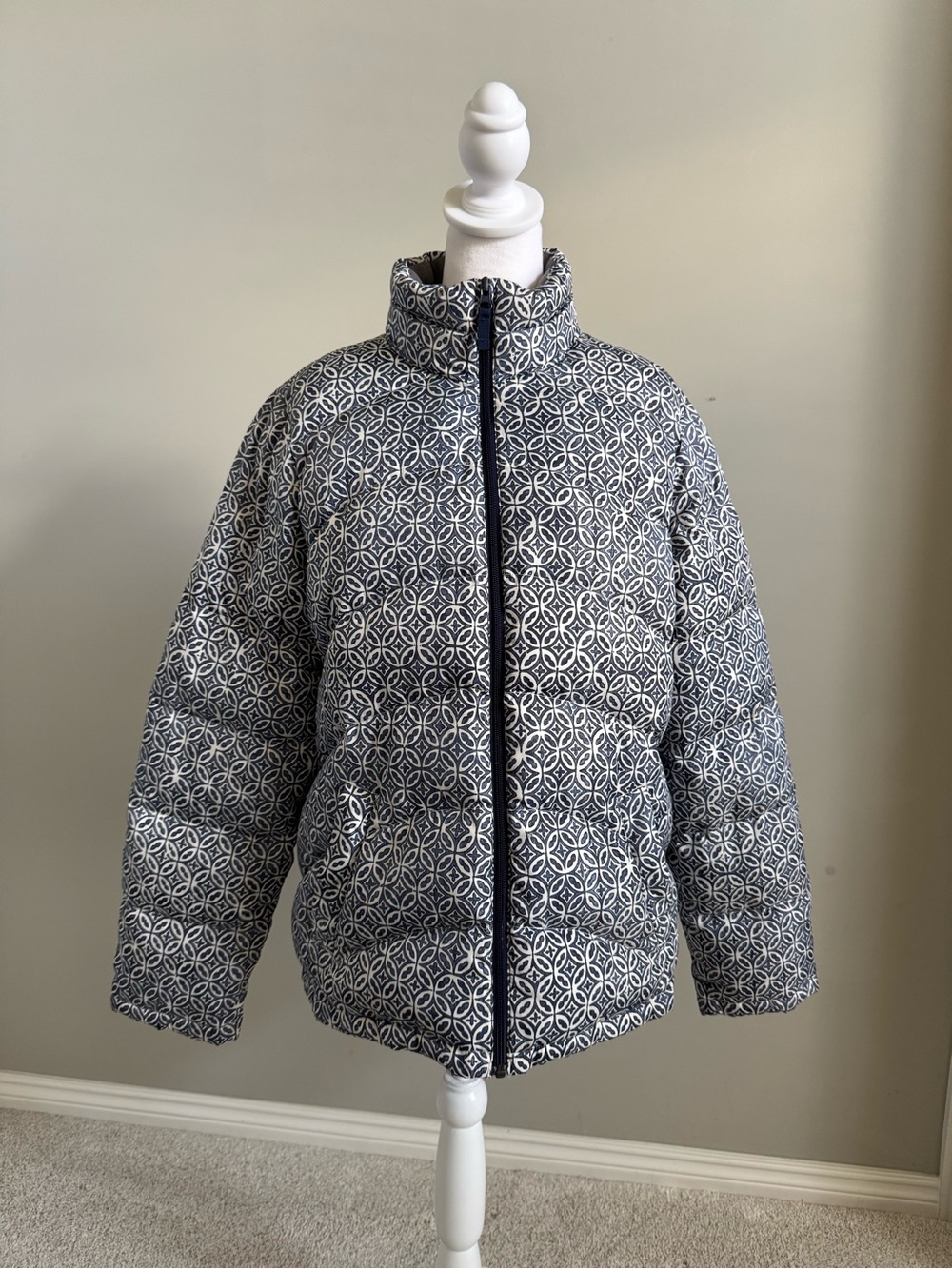 Lands’ End Women's Quilted Pattern Puffer Jacket - Navy/White